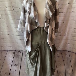 Blouse and Skirt 2 piece set by Chalet.